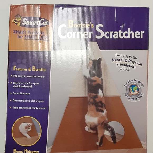 Pioneer Pet Bootsie's Corner Scratcher (New) - Picture 1 of 8